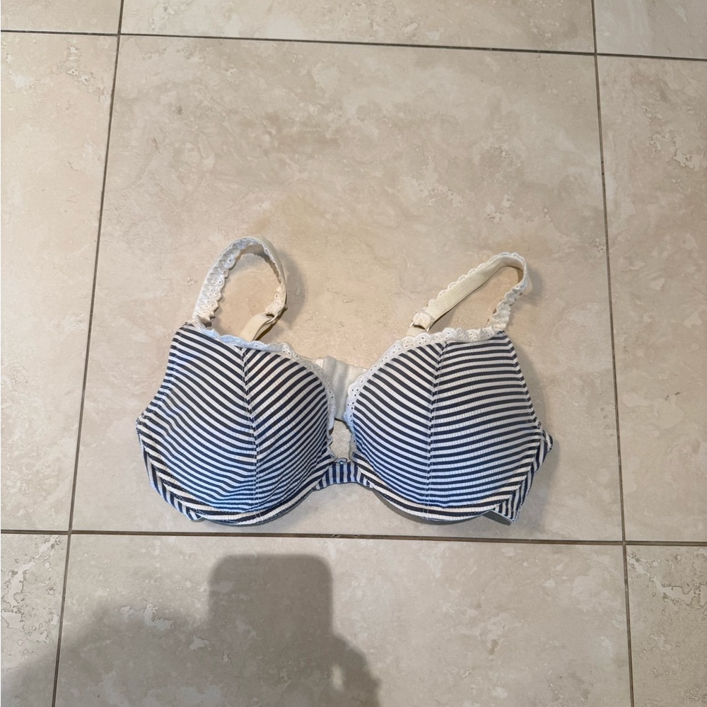 Victoria’s Secret Striped Y2K Feminine Sailorcore Coastal Bra